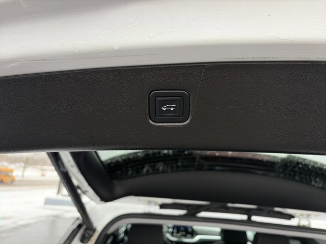 Used 2023 Chevrolet Blazer LT w/ Convenience Package image 6