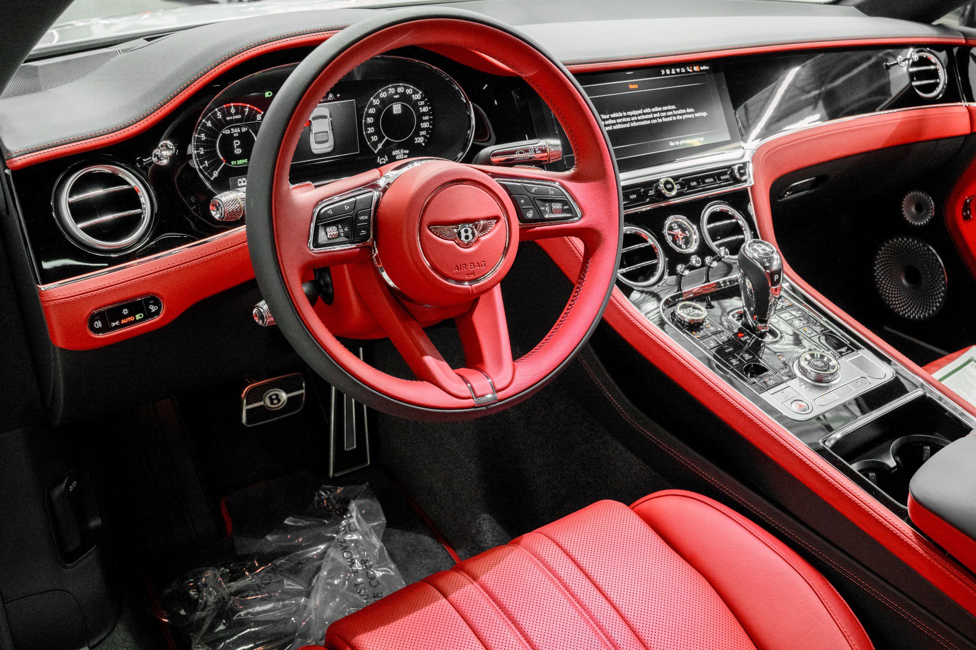 Used 2025 Bentley Continental GT AWD/4WD image 12