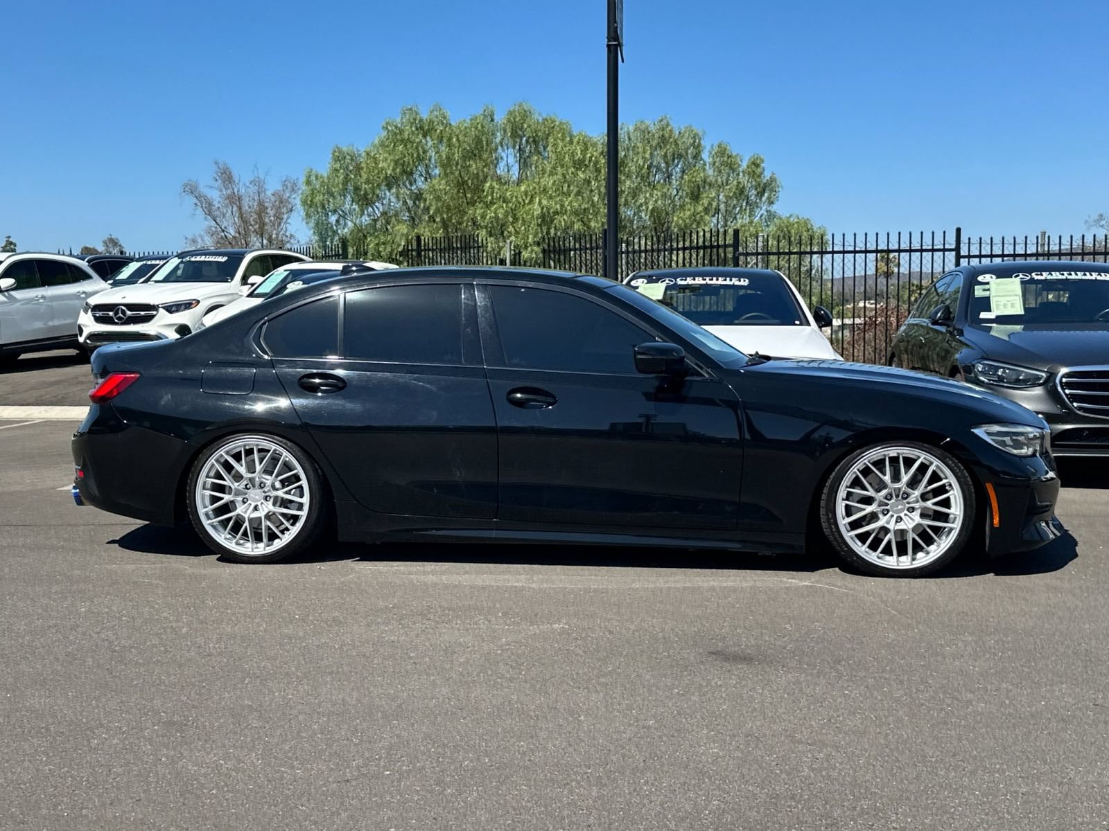 Used 2021 BMW 330i Sedan w/ Convenience Package RWD image 2