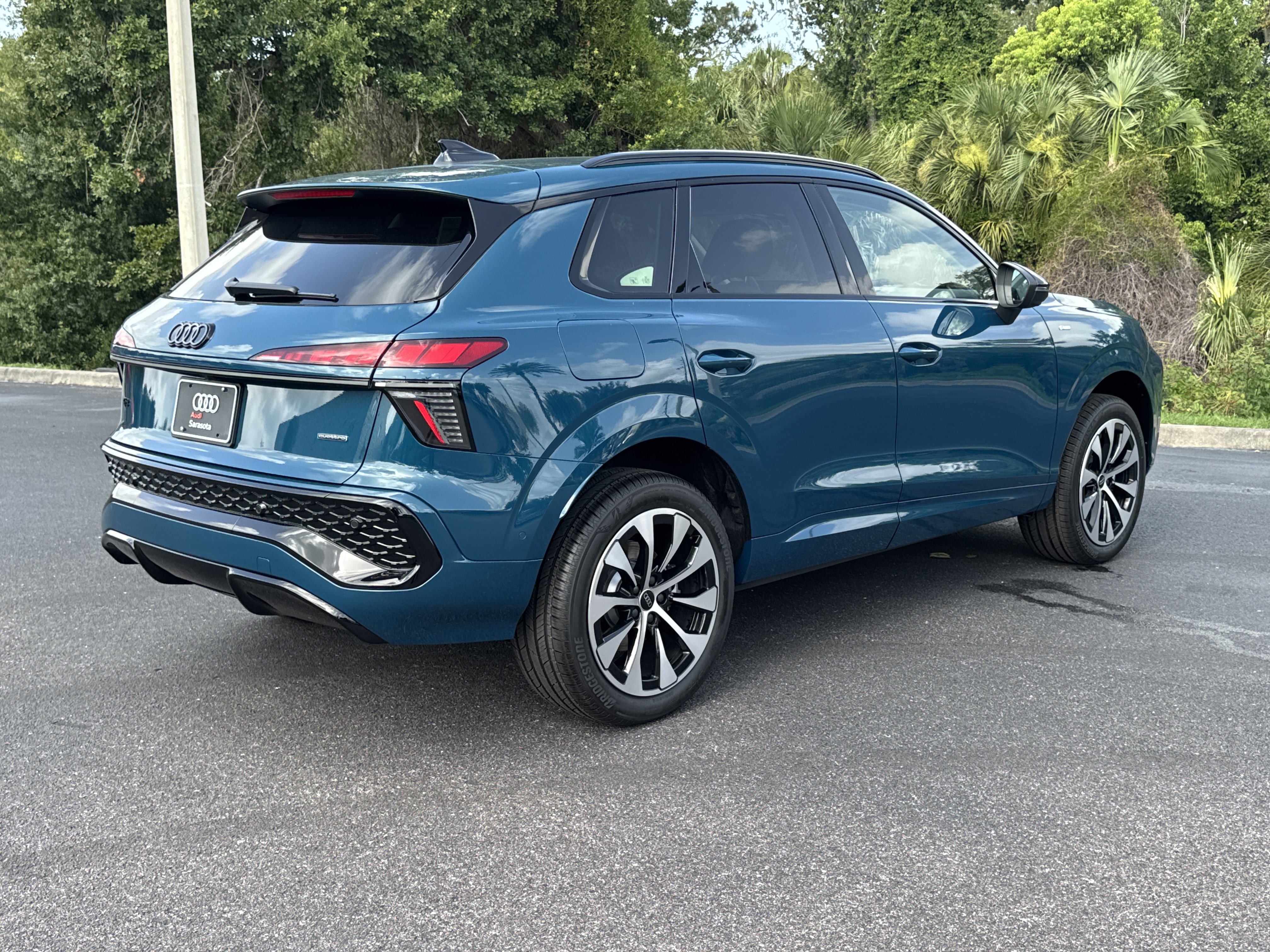 New 2026 Audi Q3 quattro 2.0T AWD/4WD image 4