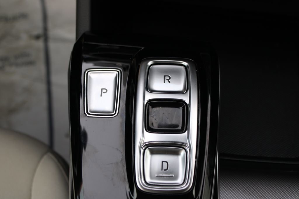 Used 2023 Hyundai Sonata SE w/ Cargo Package FWD image 19