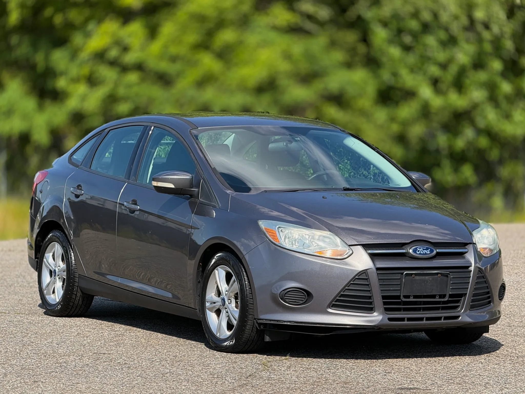 Used 2013 Ford Focus SE image 1