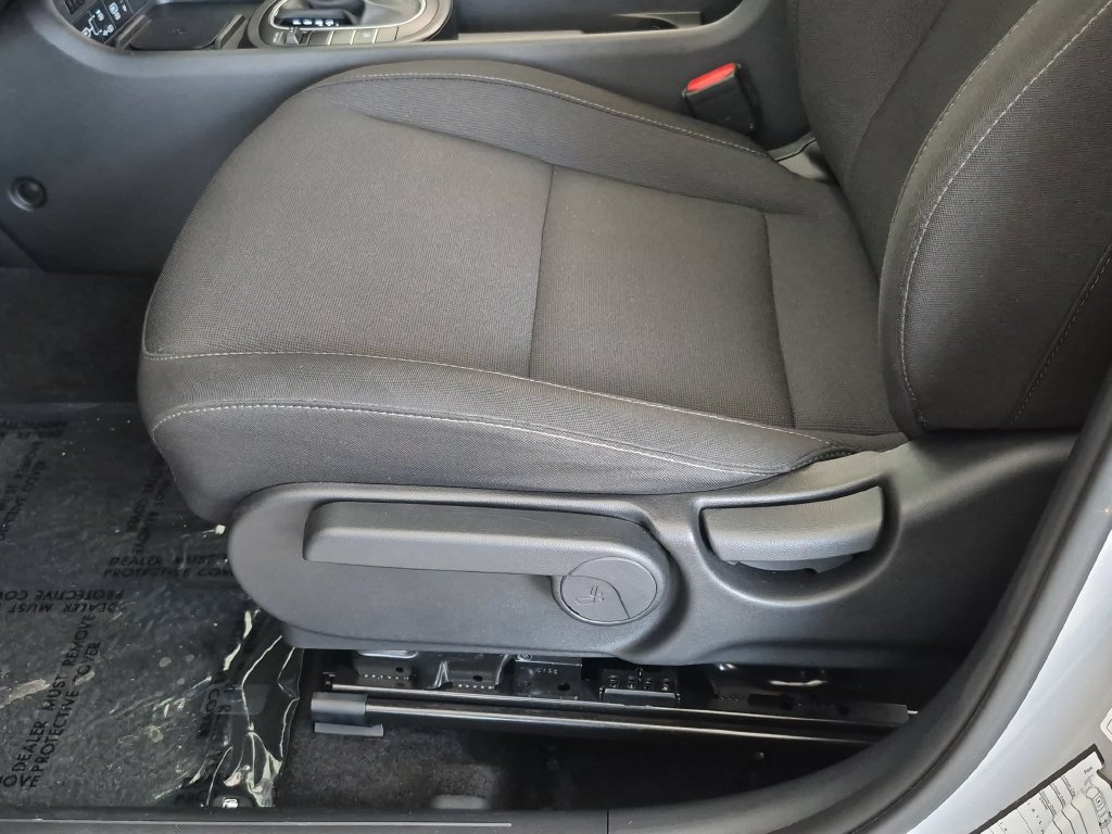 Used 2026 Hyundai Kona SEL Sport FWD image 14