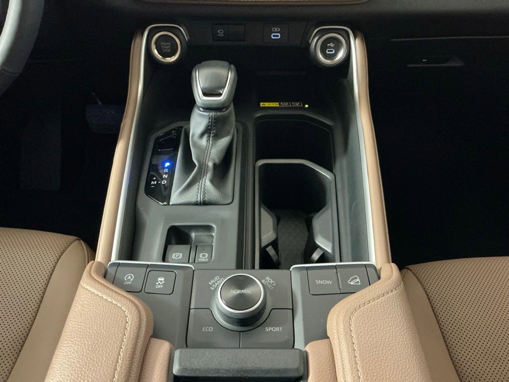 Used 2025 Toyota Grand Highlander AWD image 10