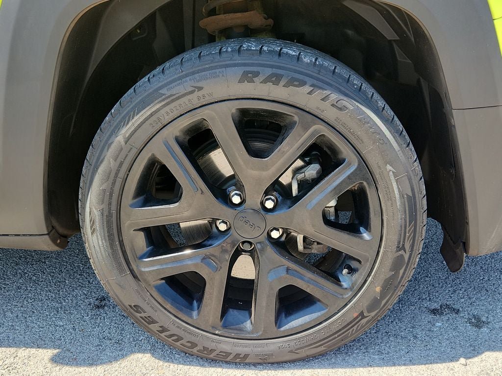 Certified 2017 Jeep Renegade Altitude FWD image 8
