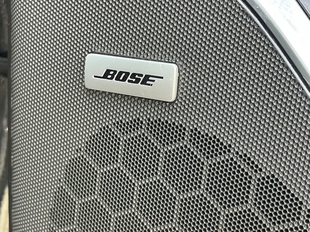 Certified 2020 Cadillac Escalade Luxury w/ Escalade Sport Edition image 15