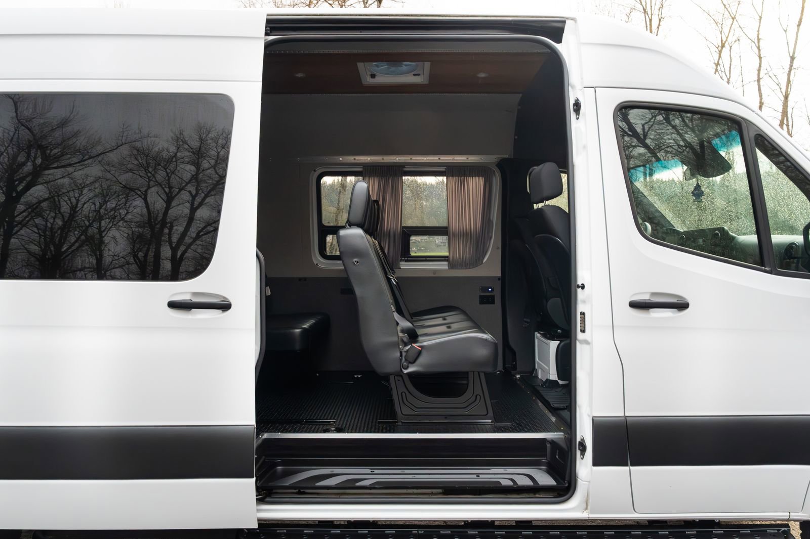 Used 2019 Mercedes-Benz Sprinter 4x4 170 image 12