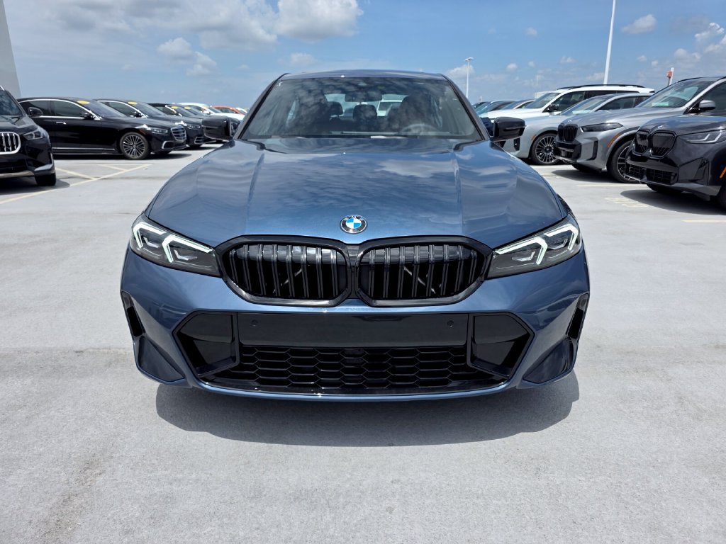 New 2026 BMW 330i Sedan w/ M Sport Package RWD image 2