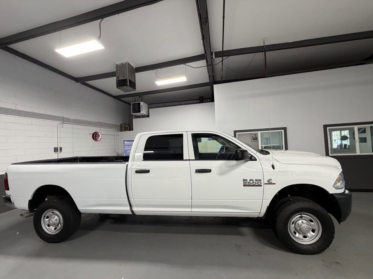 Used 2014 RAM 2500 Tradesman w/ Cold Weather Group AWD/4WD image 4