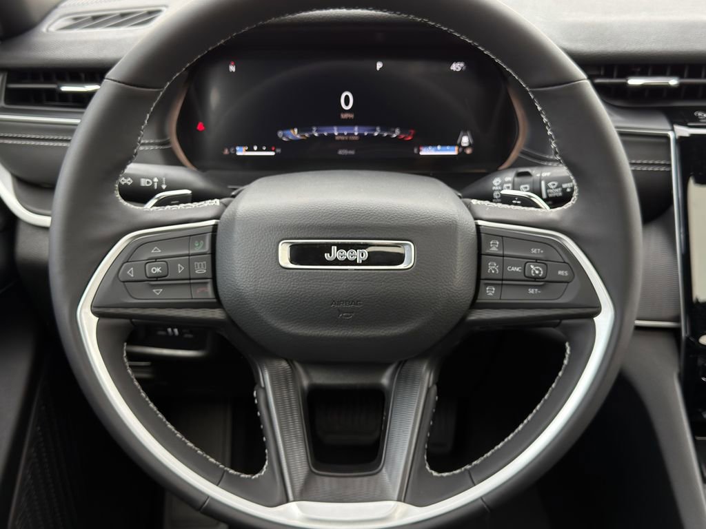 New 2025 Jeep Grand Cherokee L Altitude AWD/4WD image 12
