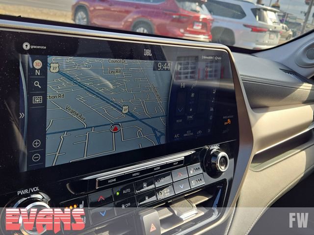 Used 2021 Toyota Highlander Limited image 8