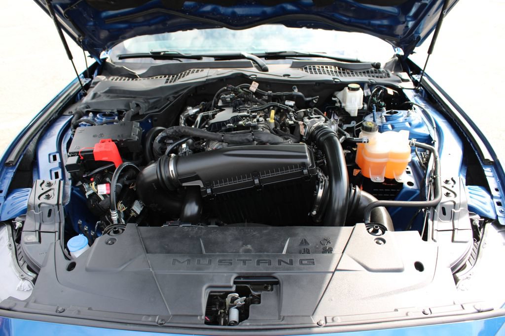Used 2024 Ford Mustang Coupe RWD image 31