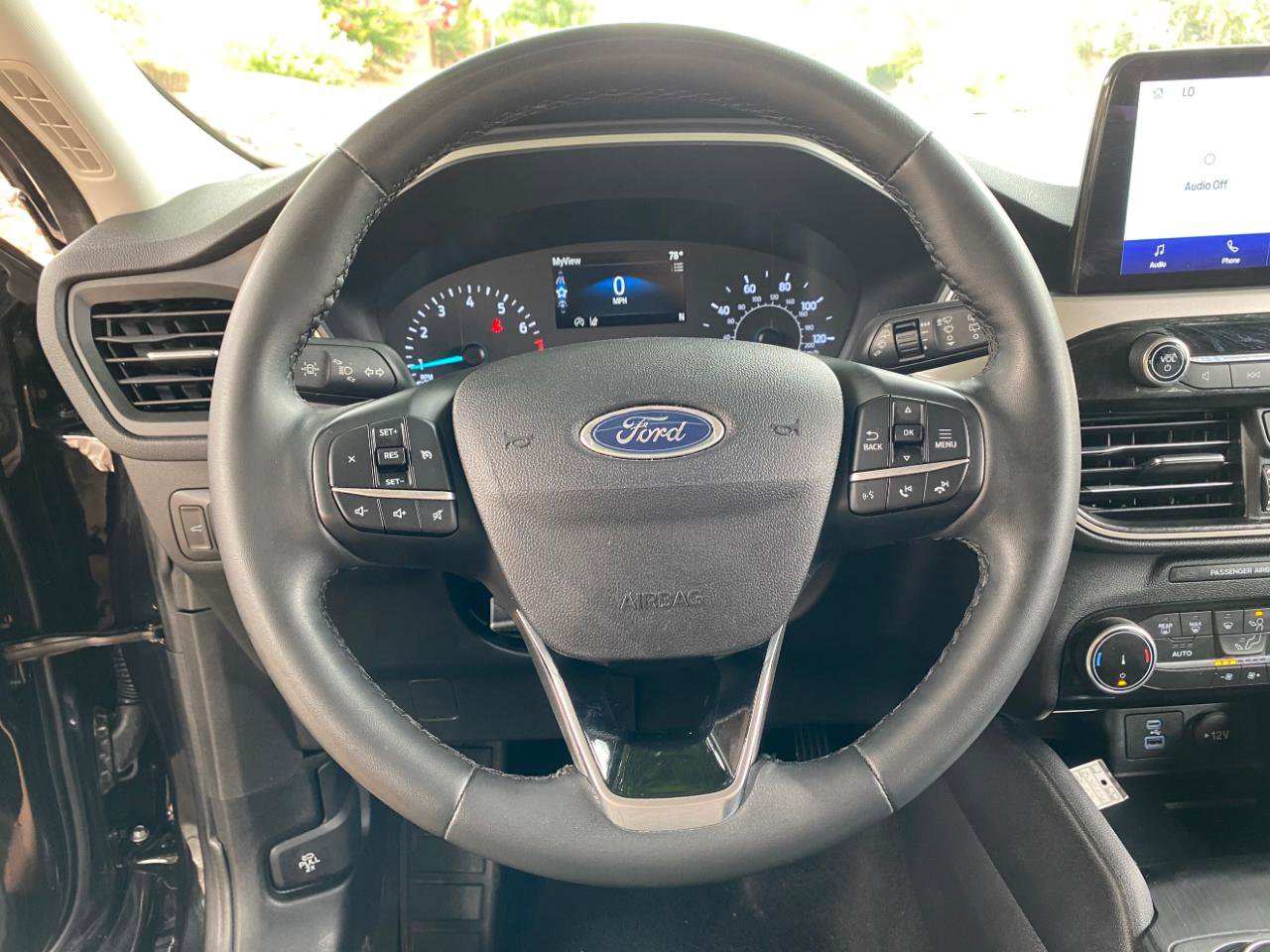 Used 2022 Ford Escape SE w/ Convenience Package FWD image 61