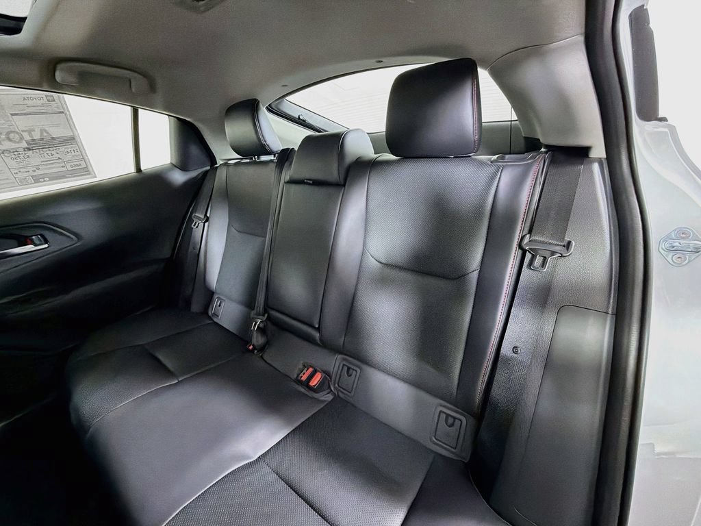 New 2027 Toyota Prius Plug-In Hybrid FWD image 18