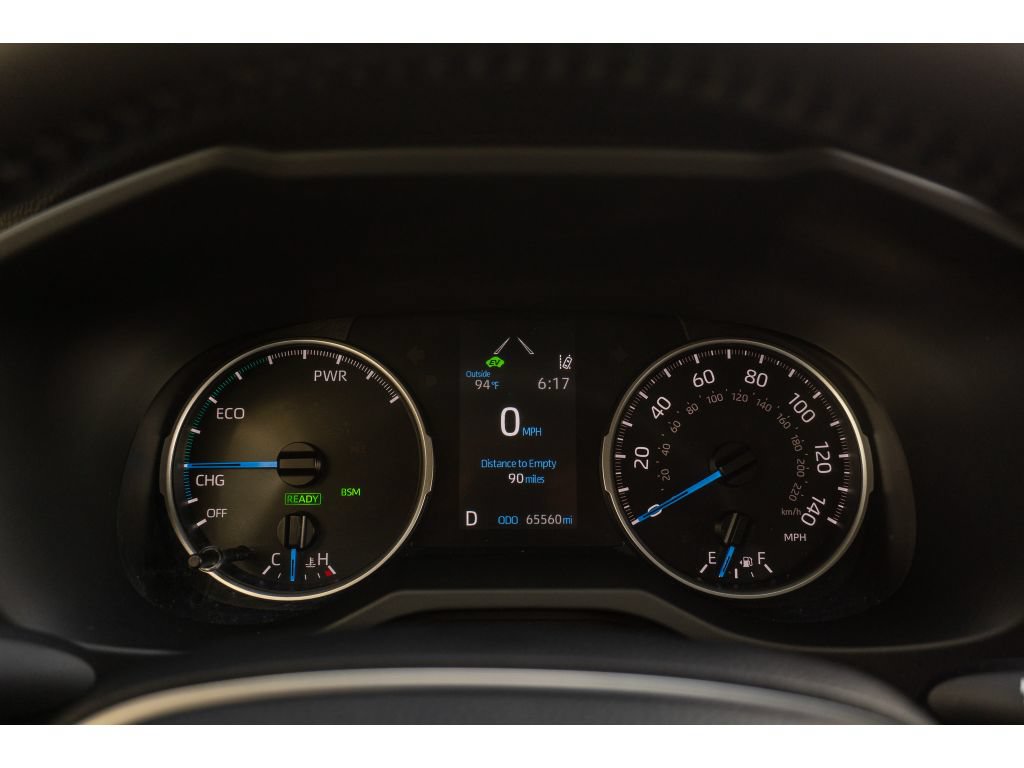 Used 2022 Toyota RAV4 XLE Premium AWD/4WD image 22