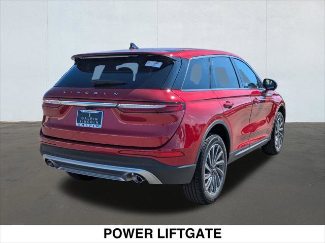 New 2025 Lincoln Corsair Reserve image 2