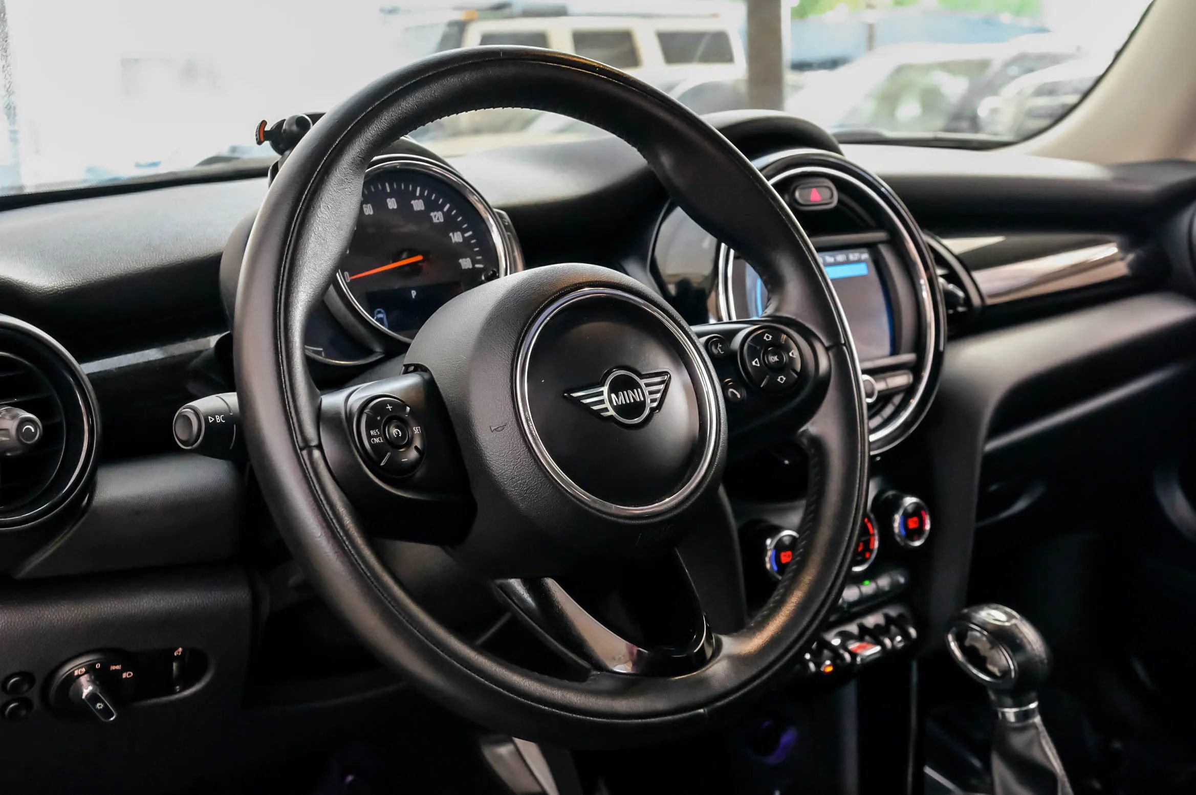 Used 2019 MINI Cooper 2-Door Hardtop FWD image 15