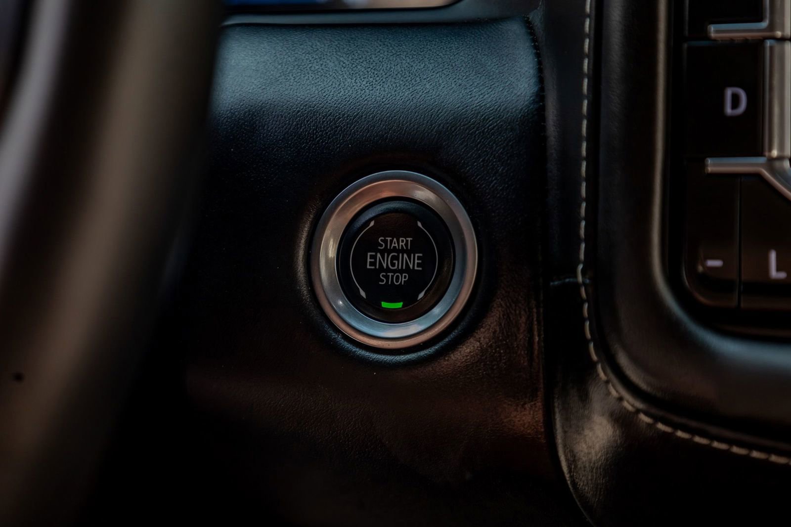 Used 2024 GMC Yukon XL Denali Ultimate image 23