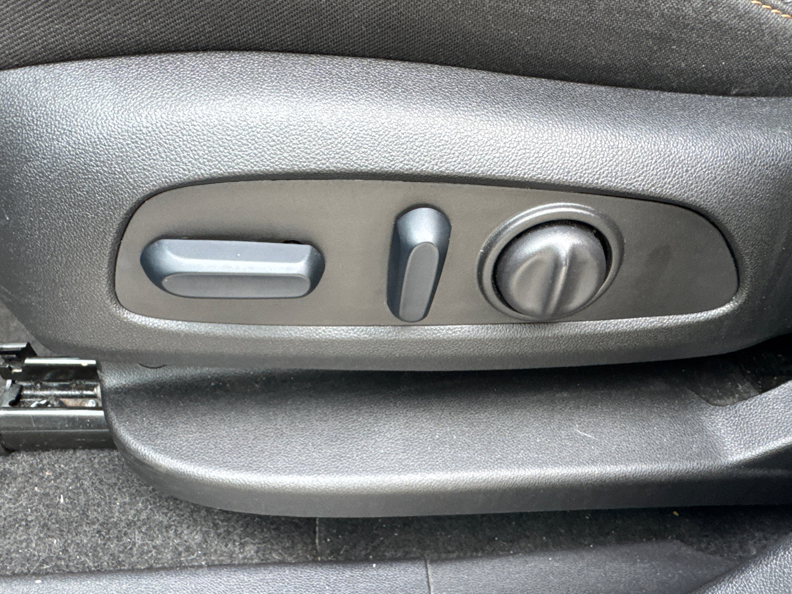 Used 2024 Chevrolet Equinox LT AWD/4WD image 7
