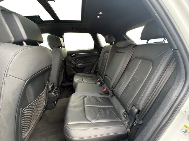 Used 2020 Audi Q3 2.0T Prestige image 20