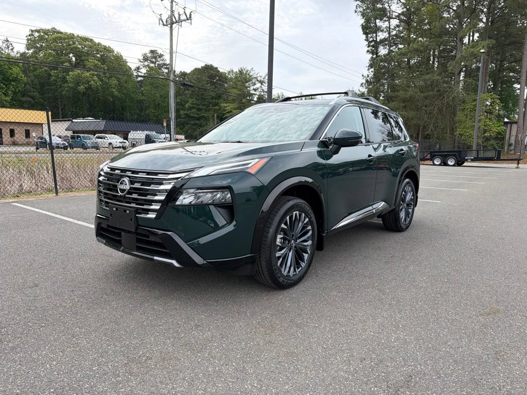New 2026 Nissan Rogue Platinum w/ Platinum Premium Package AWD/4WD image 2