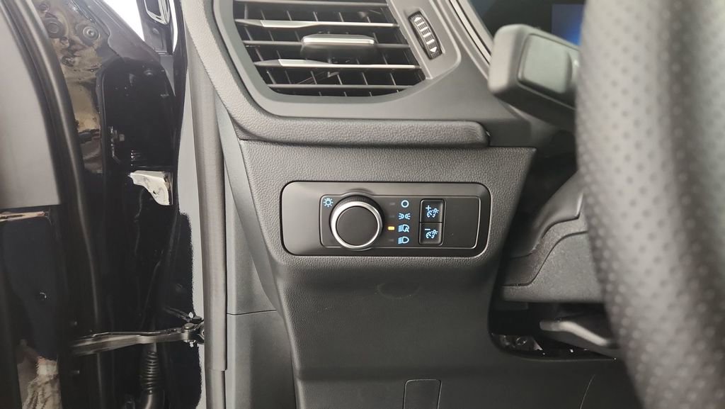 New 2026 Ford Escape ST-Line w/ Cold Weather Package AWD/4WD image 22