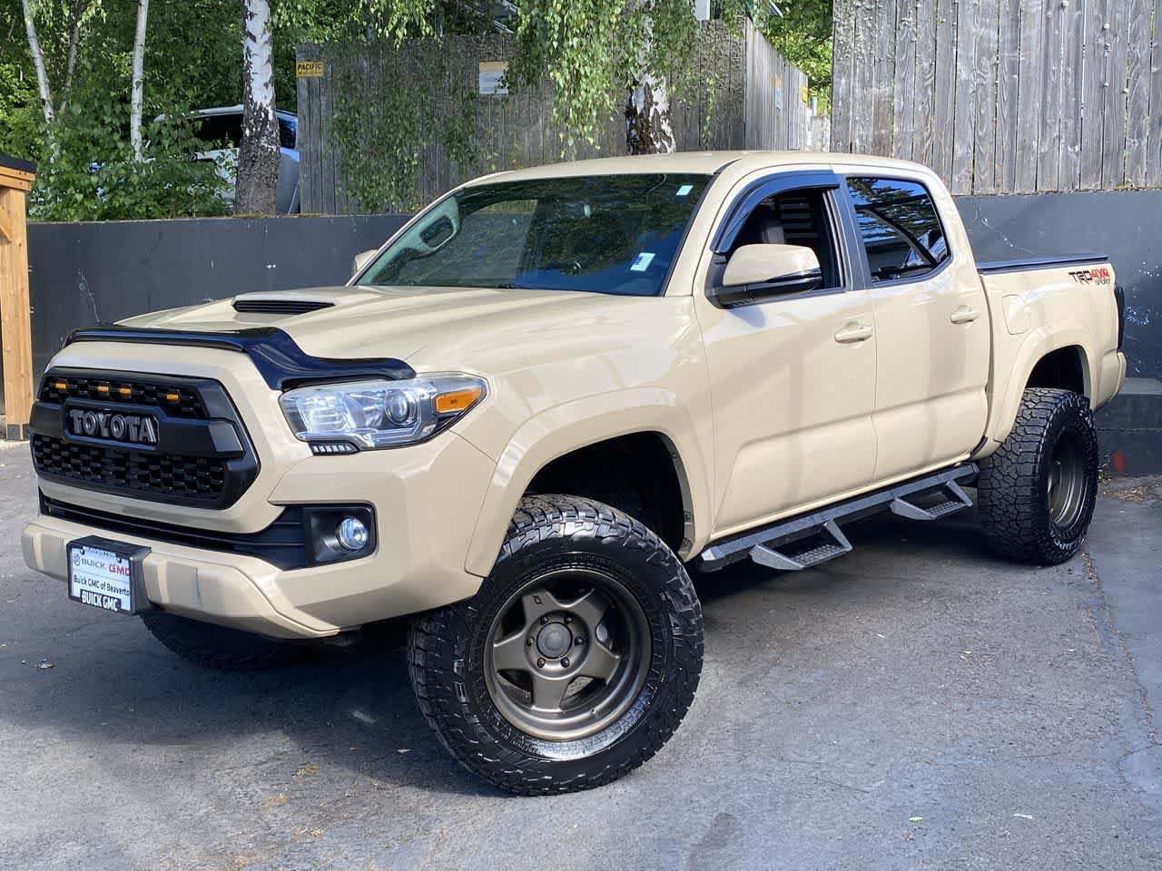 Used 2016 Toyota Tacoma TRD Sport w/ Towing Package AWD/4WD image 1
