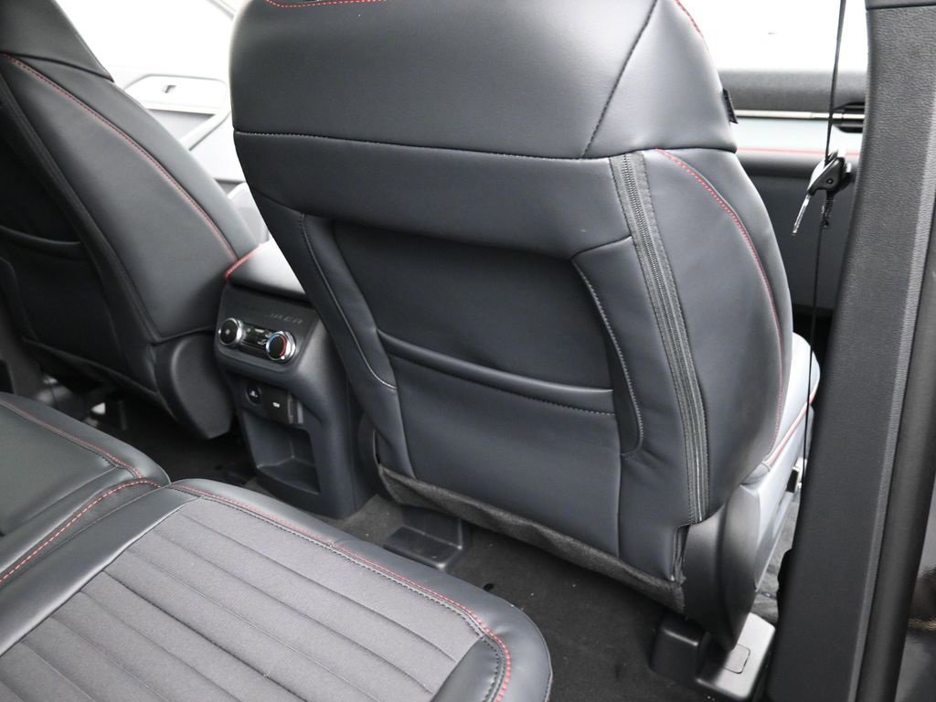 New 2026 Ford Explorer ST-Line image 26