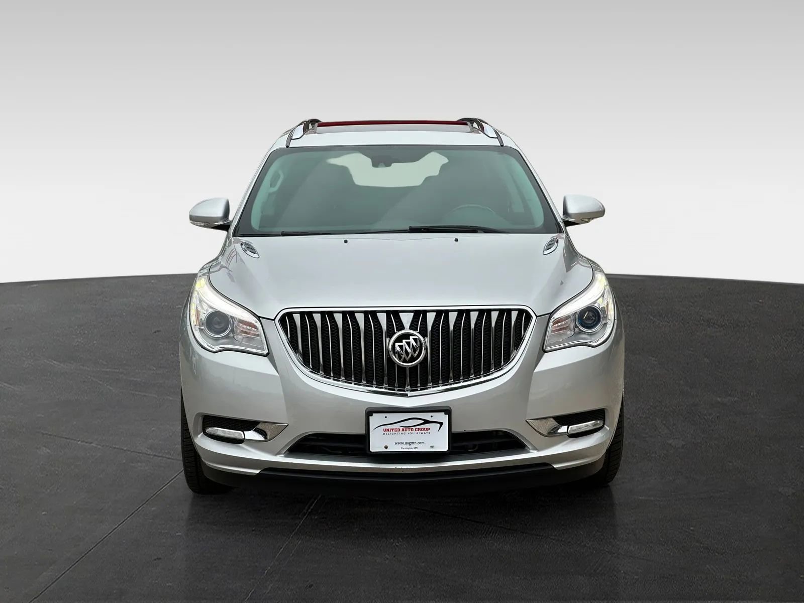 Used 2015 Buick Enclave Premium AWD/4WD image 2