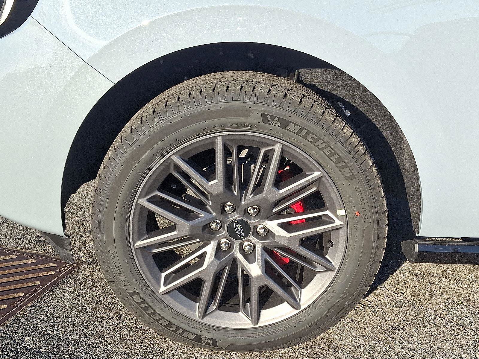 New 2025 Ford Expedition Platinum w/ Stealth Performance Package image 6