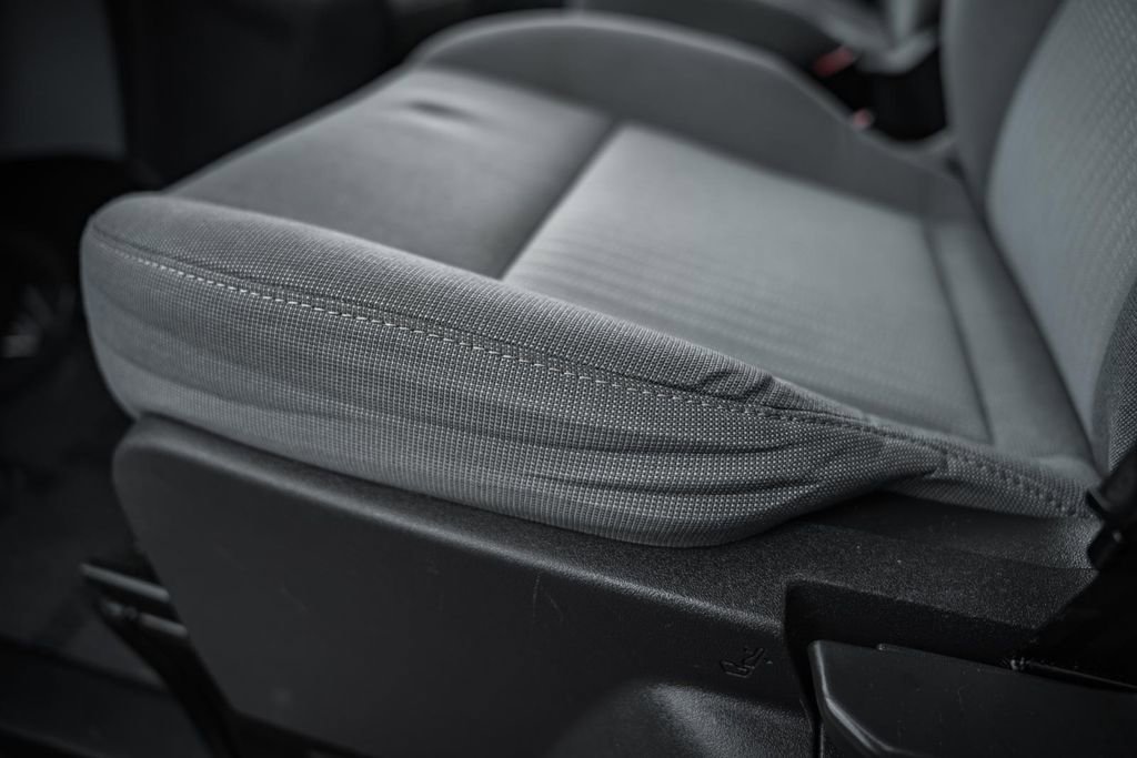 Used 2015 Ford Transit 350 XLT image 28