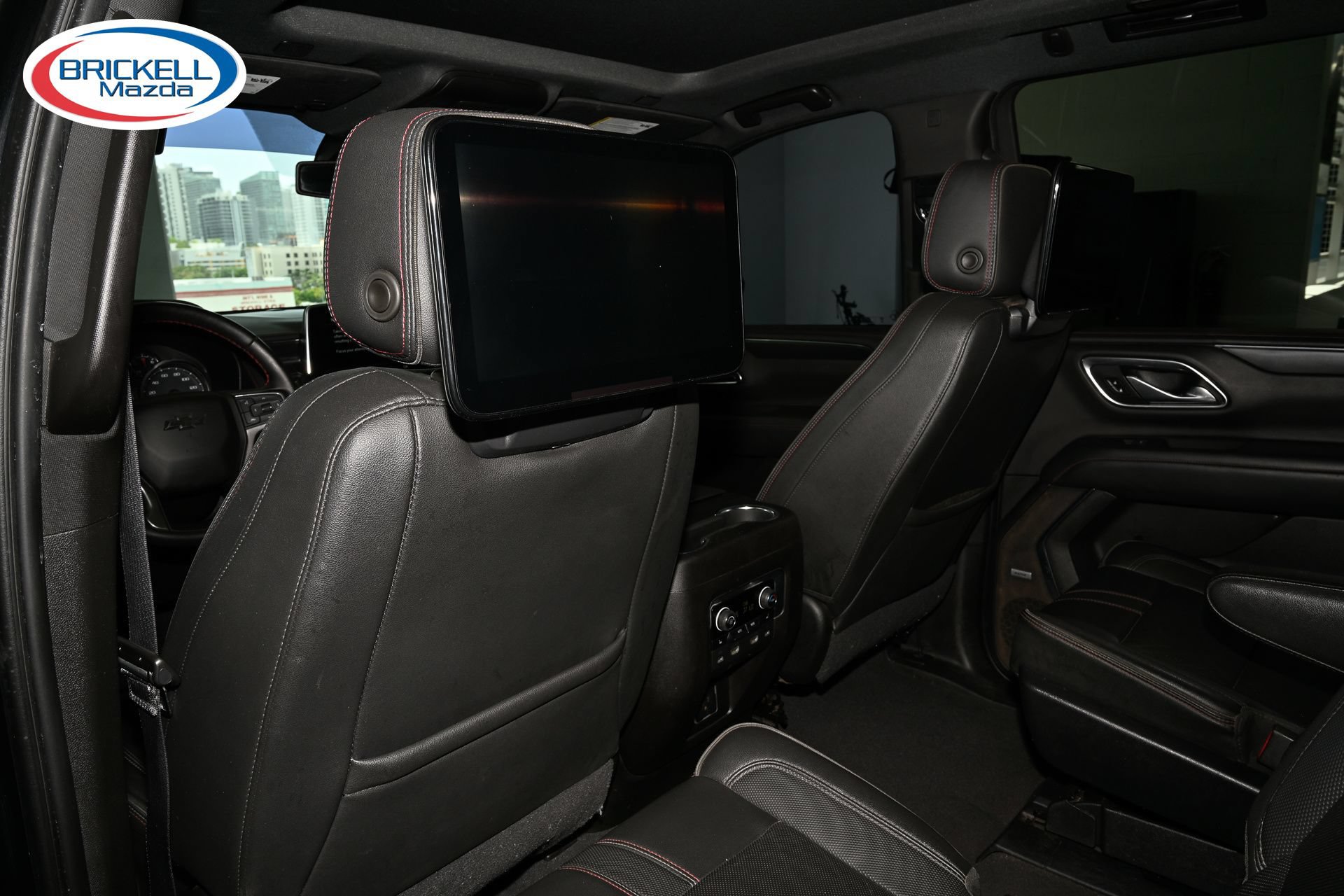 Used 2021 Chevrolet Suburban RST w/ Luxury Package RWD image 22