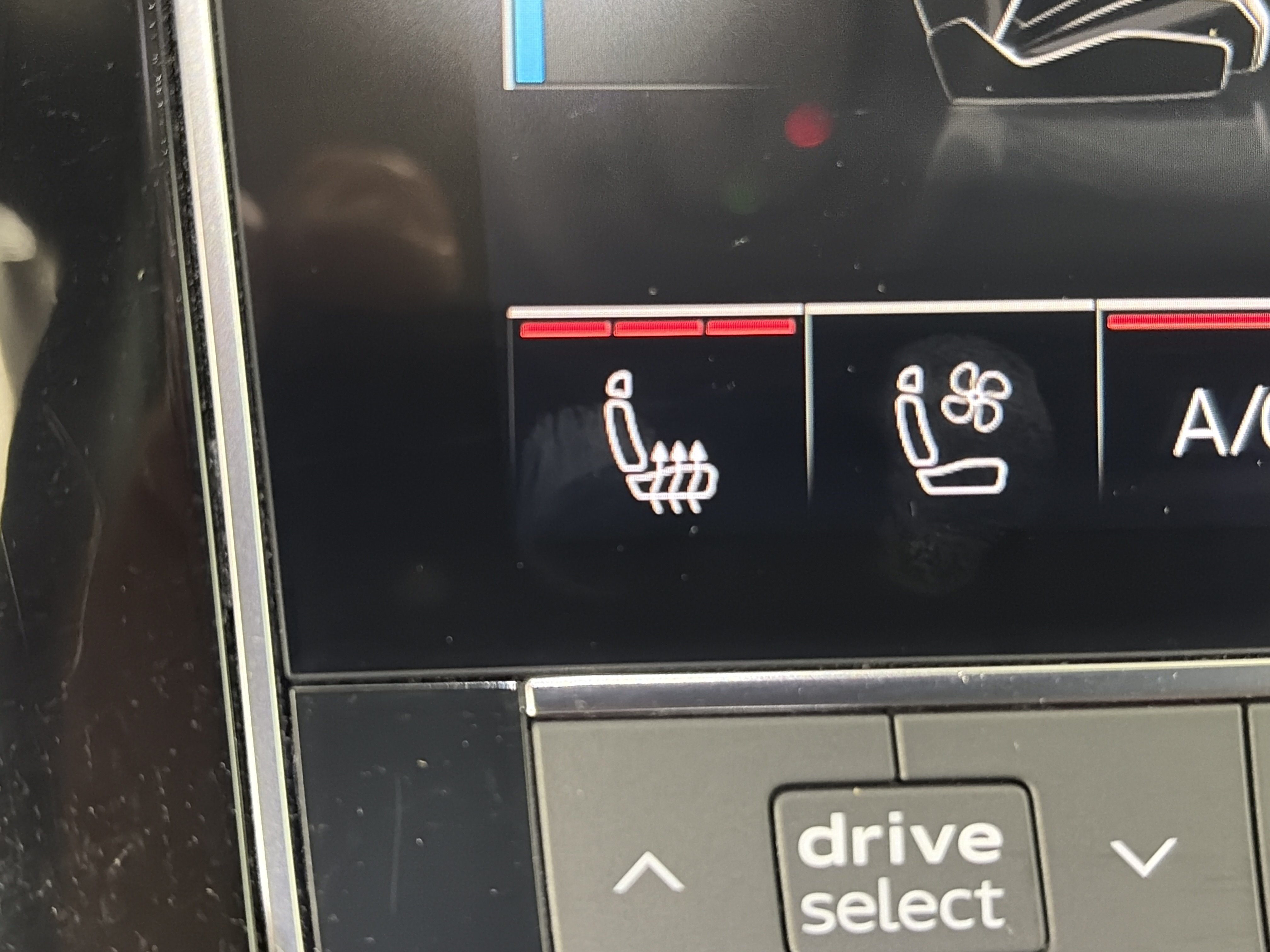 Certified 2022 Audi Q8 Premium Plus AWD/4WD image 27