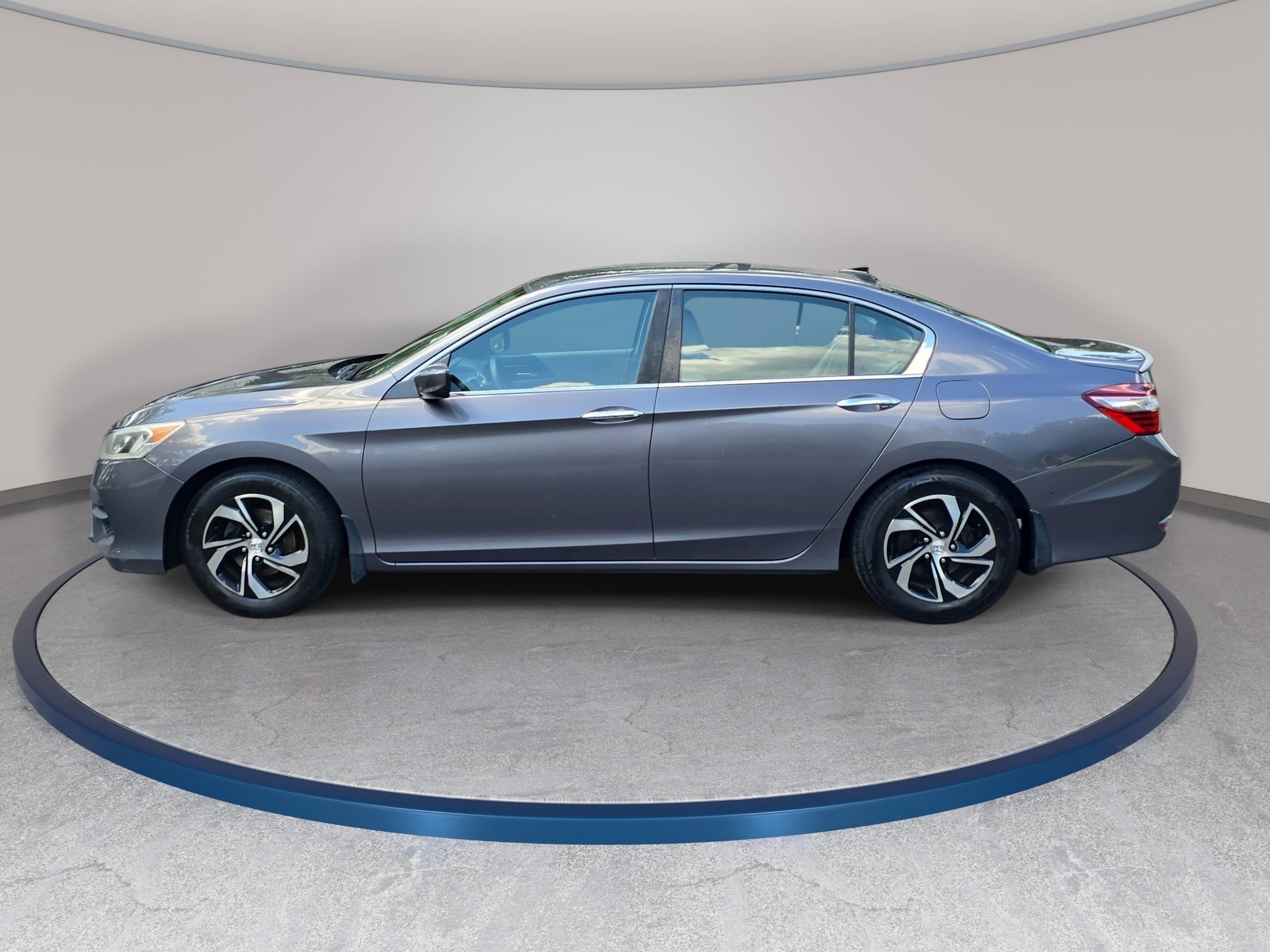 Used 2016 Honda Accord LX image 8