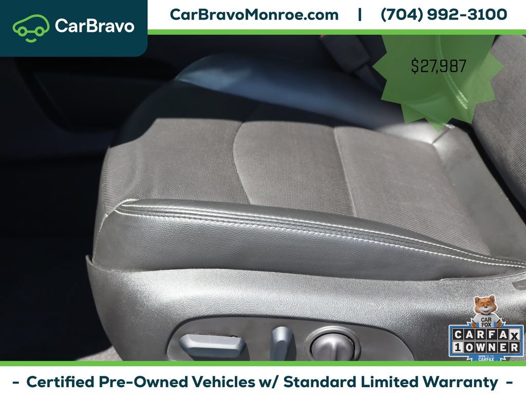 Certified 2024 GMC Terrain SLT w/ Infotainment Package II FWD image 15