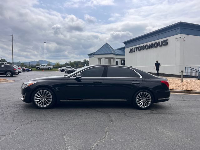 Used 2018 Genesis G90 5.0 Ultimate AWD/4WD image 2
