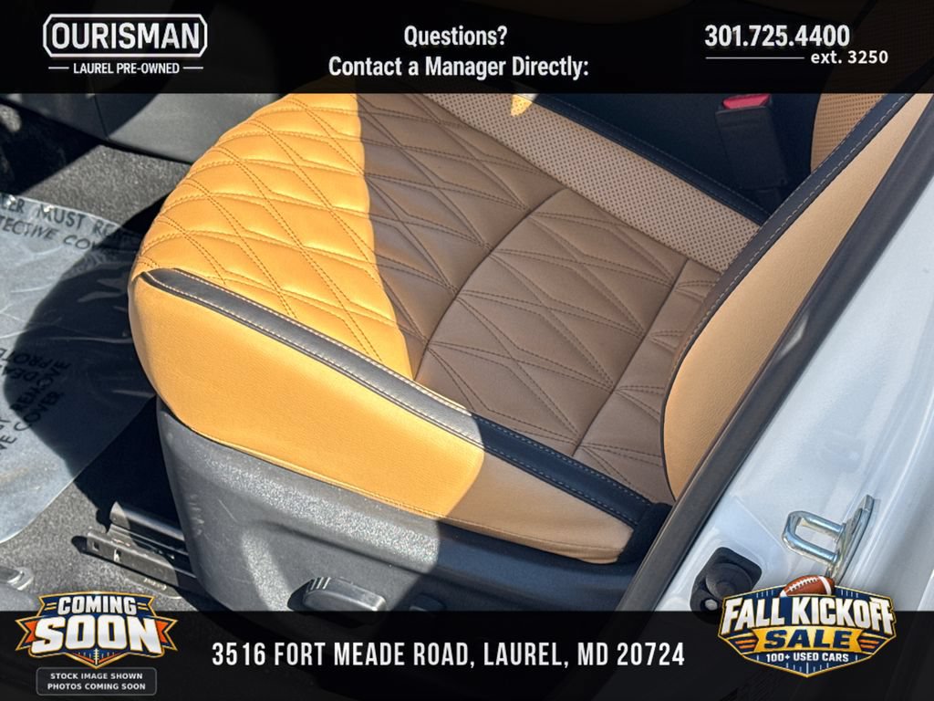 Used 2025 Nissan Sentra SV w/ SV Premium Package FWD image 7