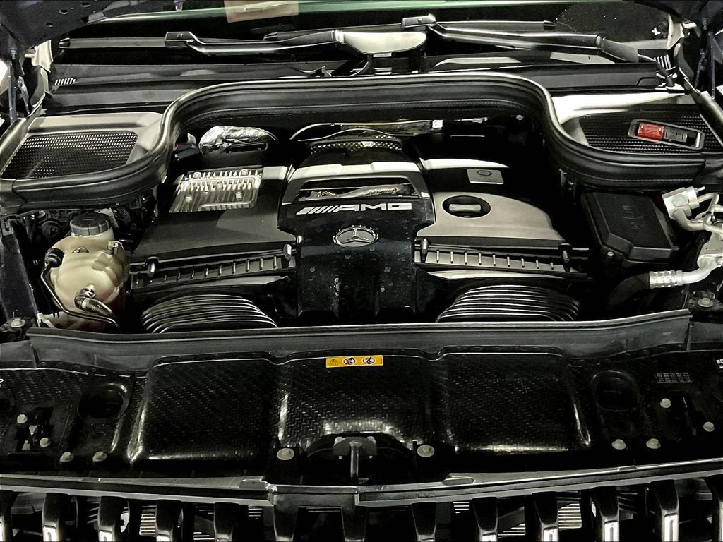 Used 2024 Mercedes-Benz GLS 63 AMG 4MATIC image 32