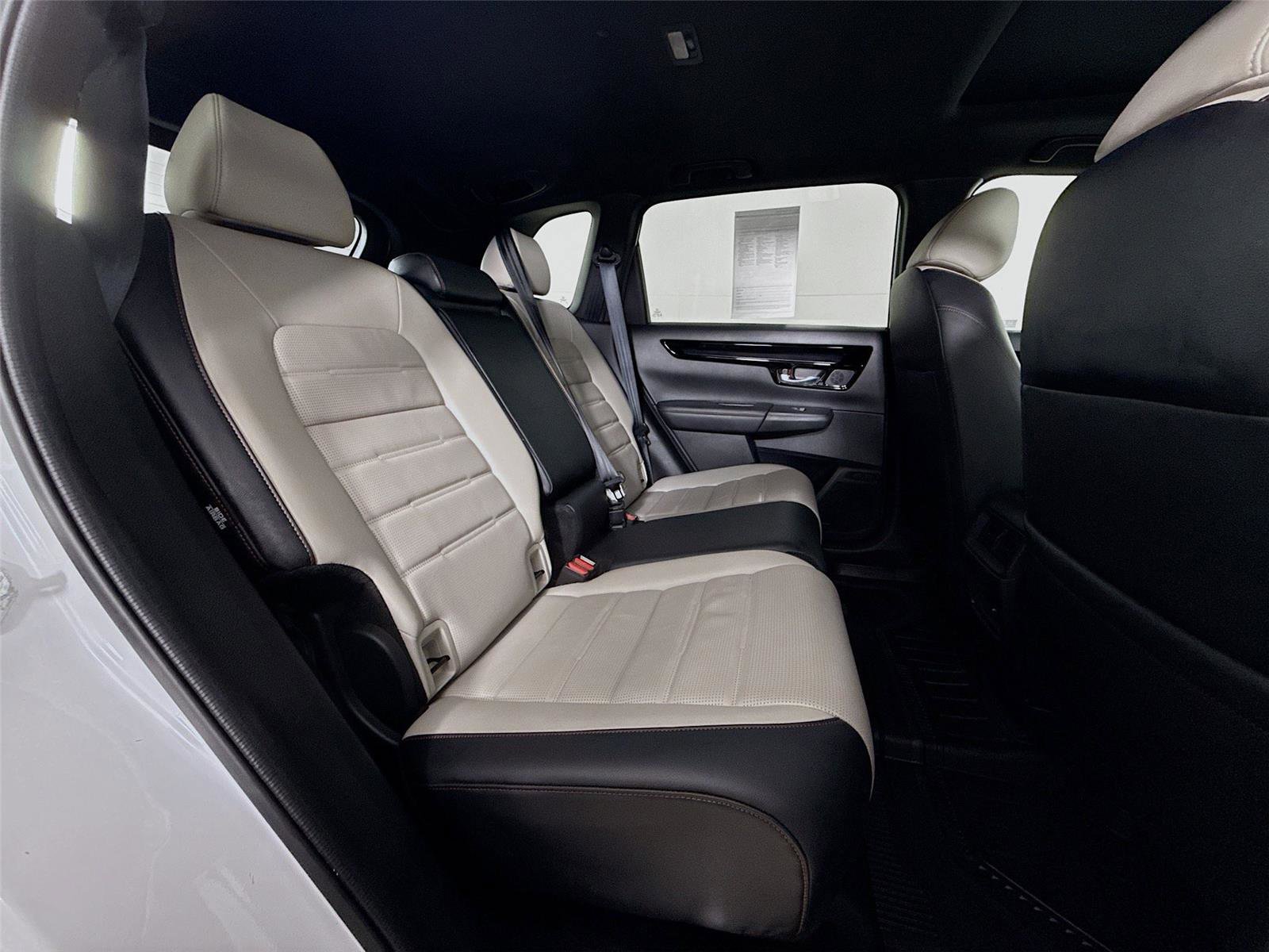 Used 2023 Honda CR-V Sport Touring image 30