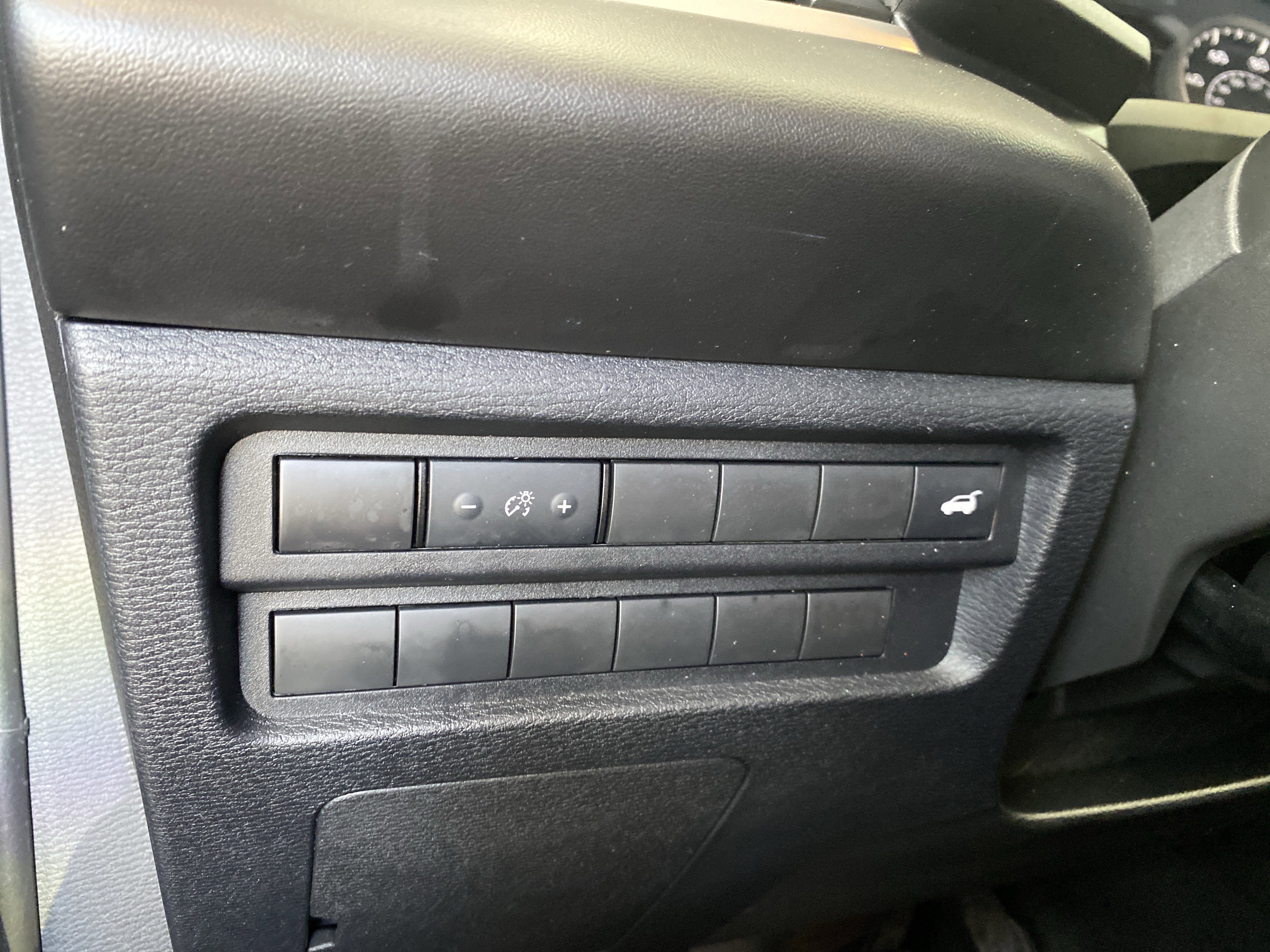 Used 2023 Mitsubishi Outlander SE image 10