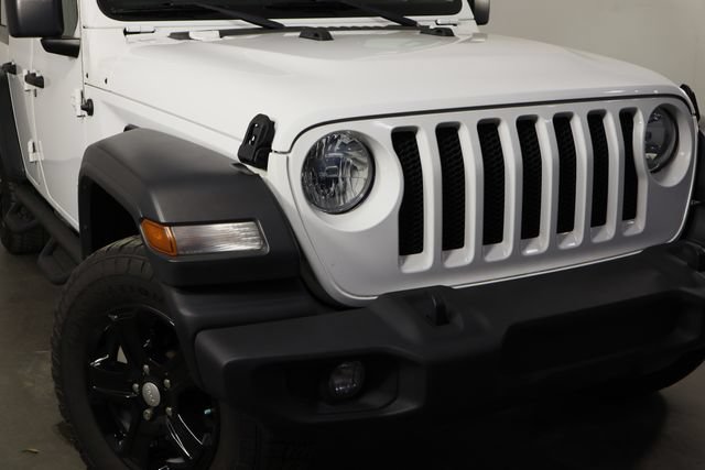 Used 2018 Jeep Wrangler Unlimited Sport S AWD/4WD image 38