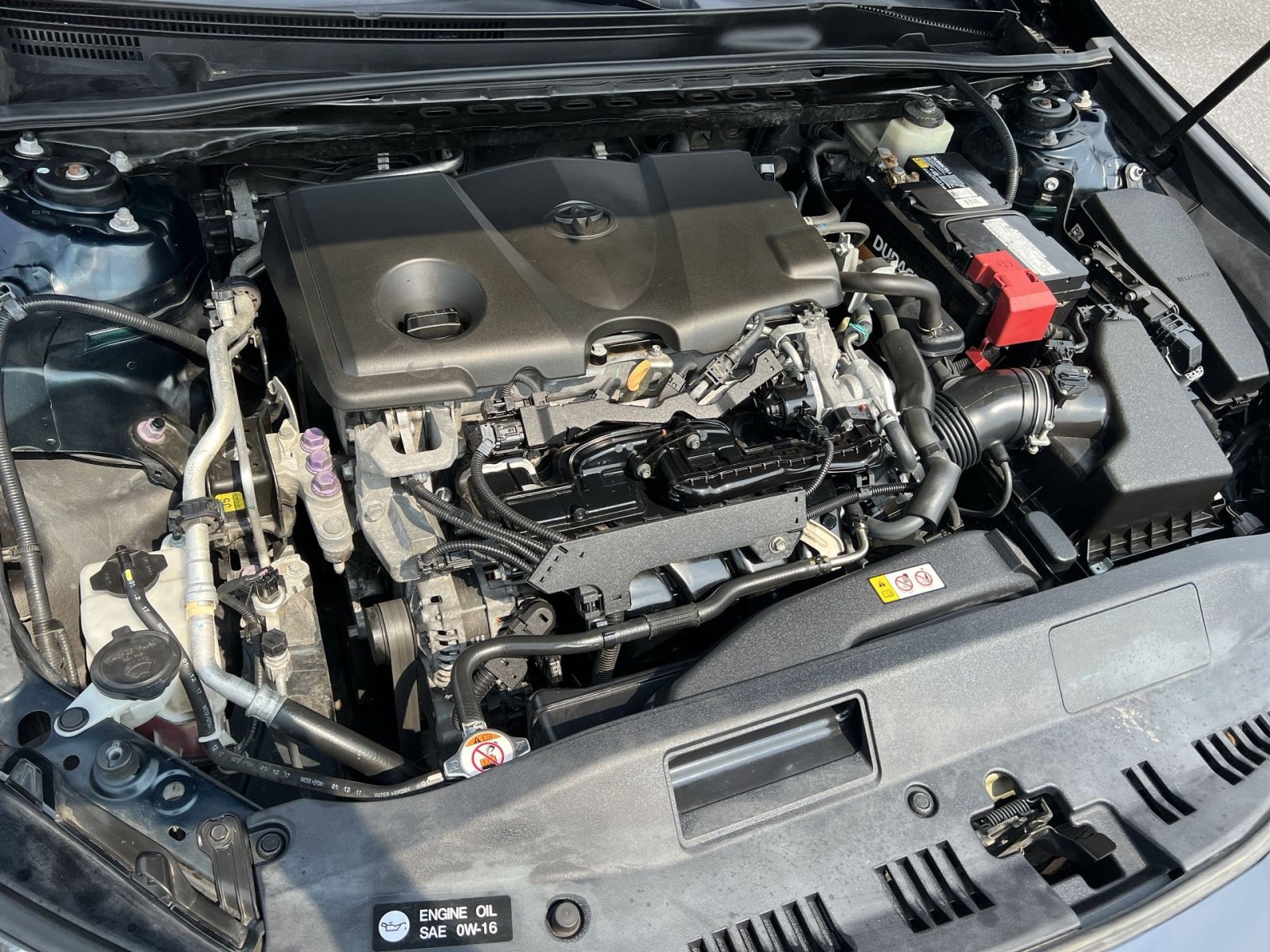 Used 2018 Toyota Camry FWD image 25