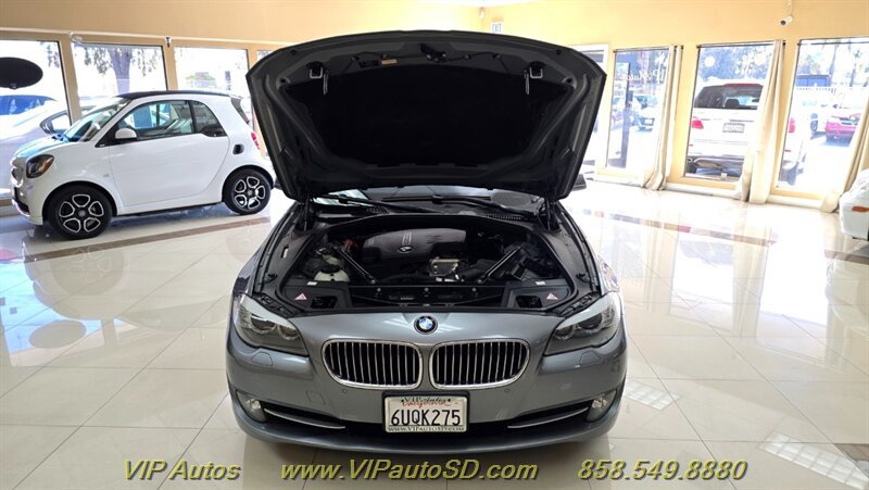 Used 2012 BMW 528i Sedan RWD image 8