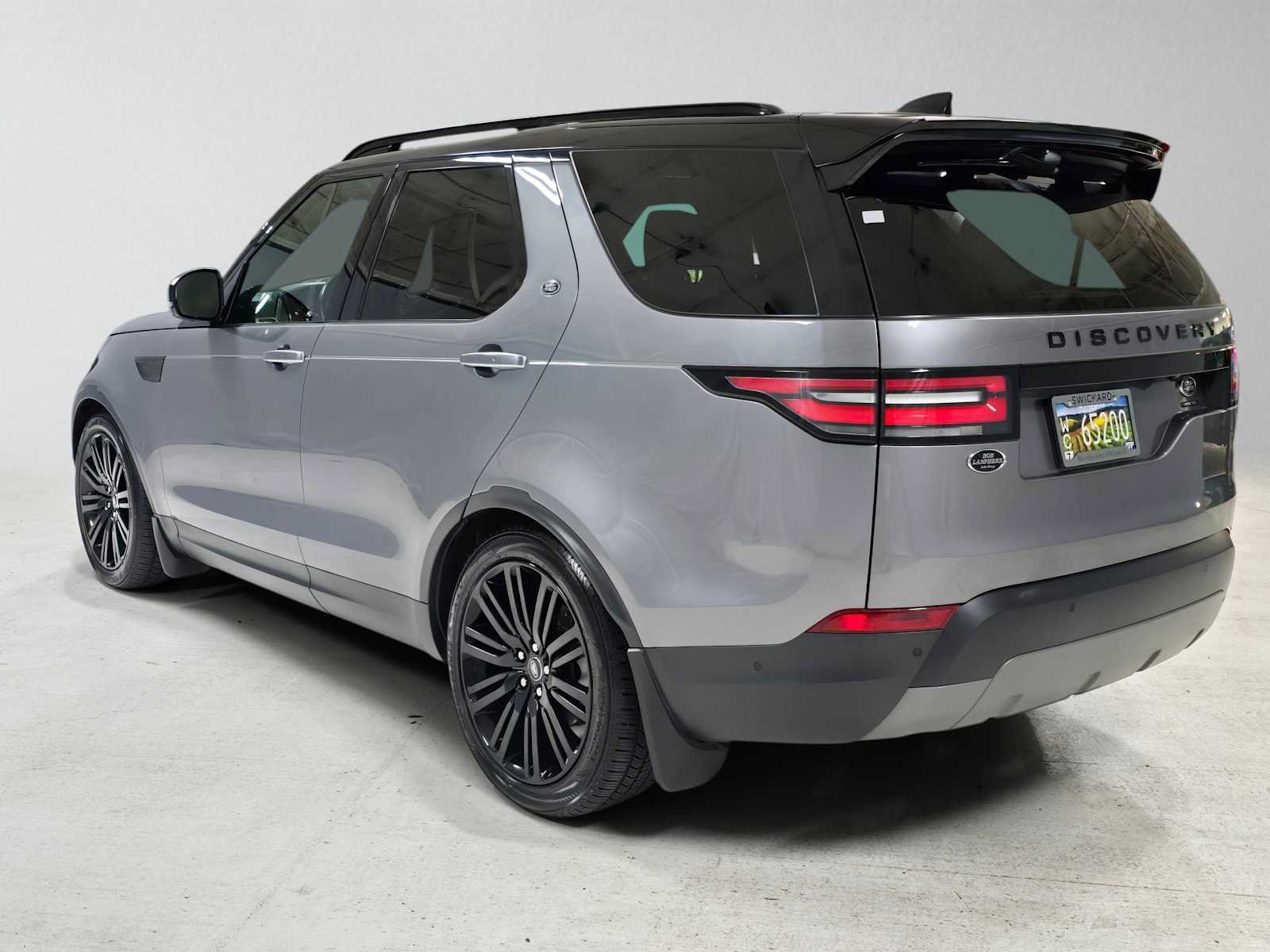 Used 2020 Land Rover Discovery HSE Luxury AWD/4WD image 5