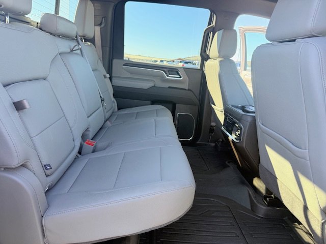 Used 2025 GMC Sierra 2500 SLT w/ SLT Premium Package image 20