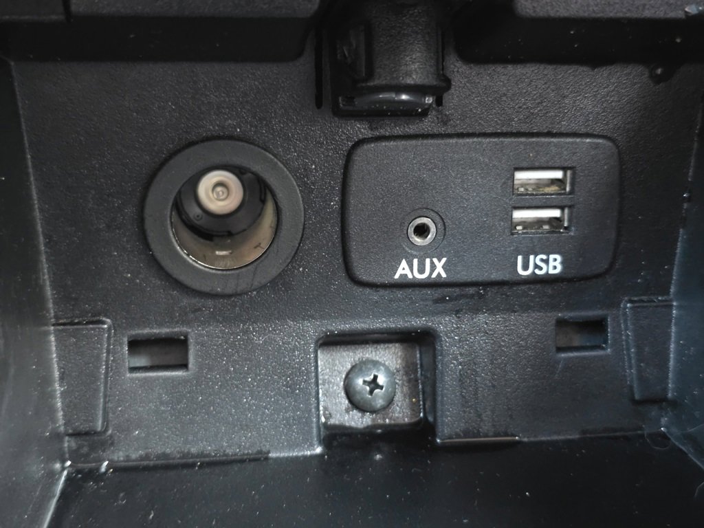 Used 2015 Subaru Outback 2.5i Limited image 35