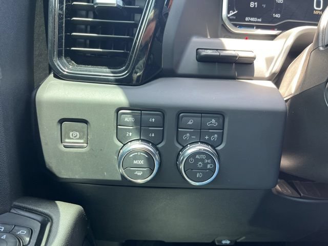Used 2024 GMC Sierra 1500 AT4 w/ Technology Package AWD/4WD image 36