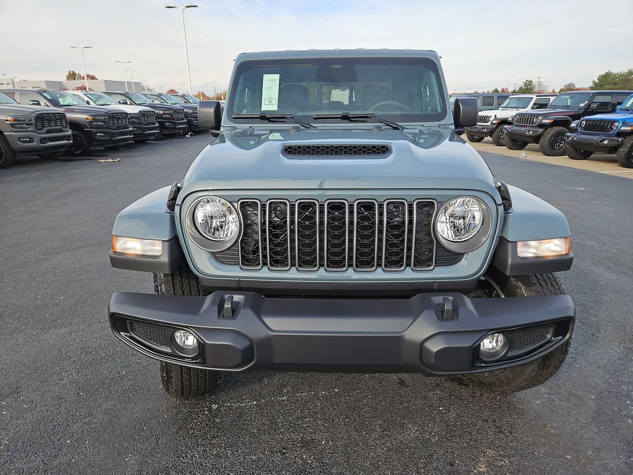 New 2026 Jeep Gladiator Sport AWD/4WD image 2