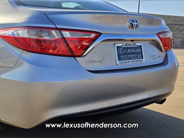 Used 2015 Toyota Camry XLE w/ Moonroof Package image 5