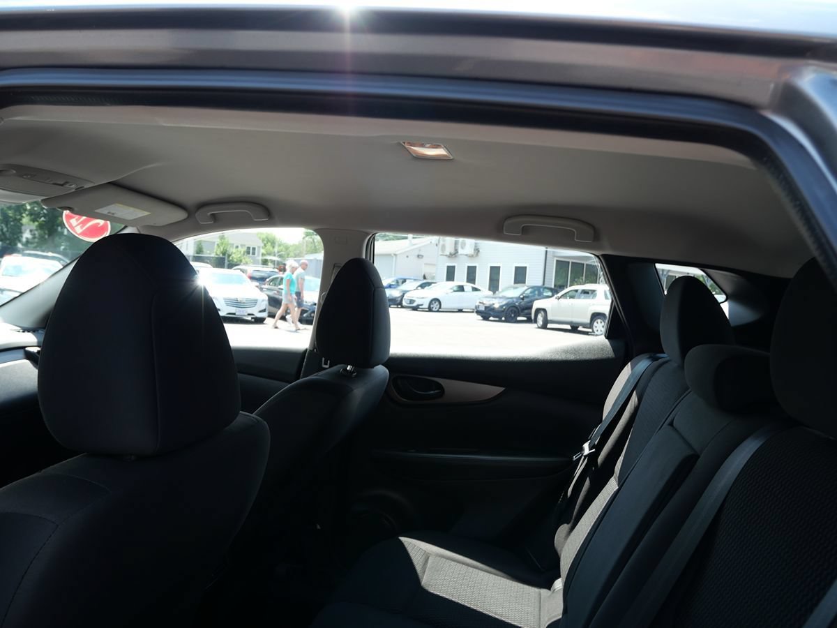 Used 2022 Nissan Rogue Sport S AWD/4WD image 20